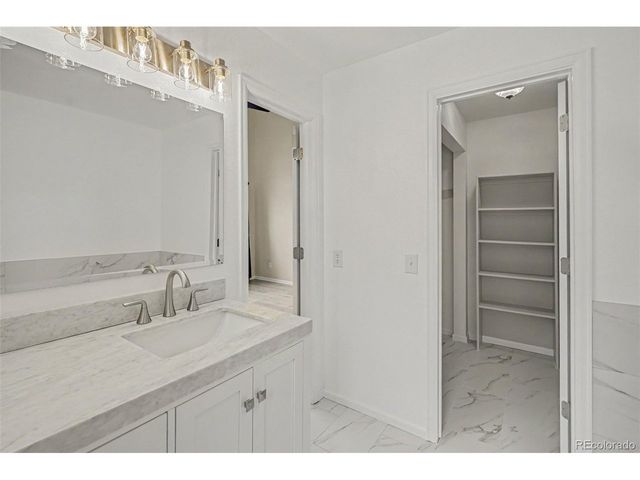 6826 W 84th Cir 18, Arvada, CO 80003