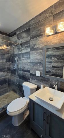 7246 Case, Sun Valley, CA 91352