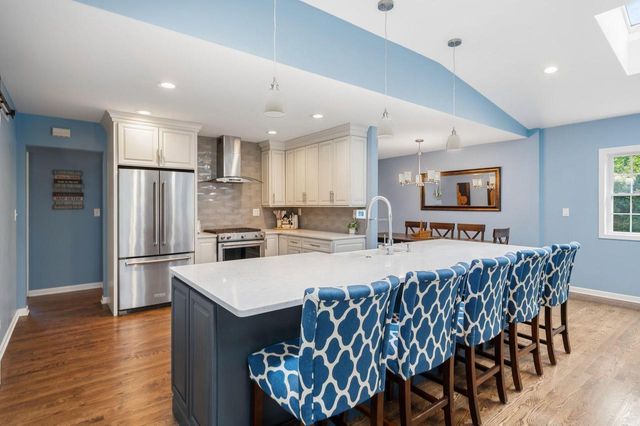 224 Lookout DRIVE, Lake Geneva, WI 53147
