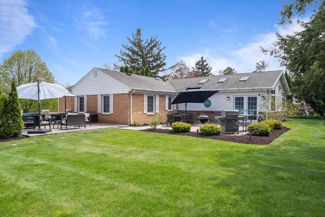 224 Lookout DRIVE, Lake Geneva, WI 53147