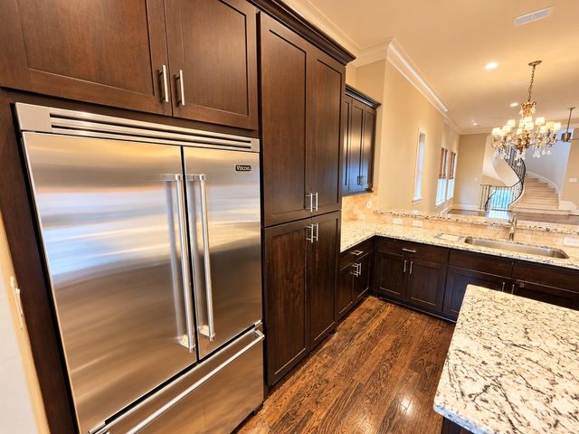 318 Calle Sevilla Place, Houston, TX 77007