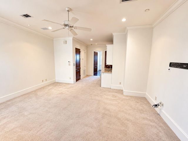 318 Calle Sevilla Place, Houston, TX 77007