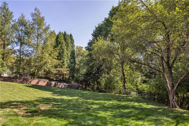 105 Pagoda Drive, Monroeville, PA 15146