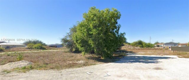 2908 Donald Avenue S, Lehigh Acres, FL 33976