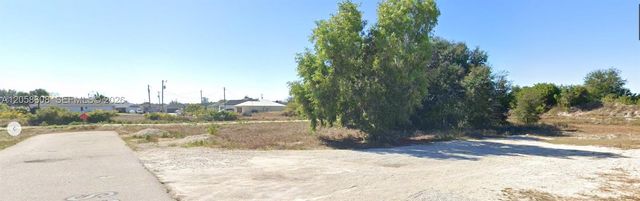 2908 Donald Avenue S, Lehigh Acres, FL 33976