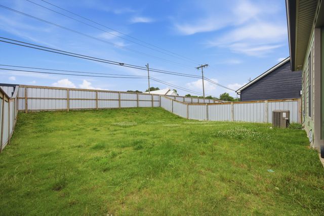 105 Idle Place Circle, Rossville, GA 30741