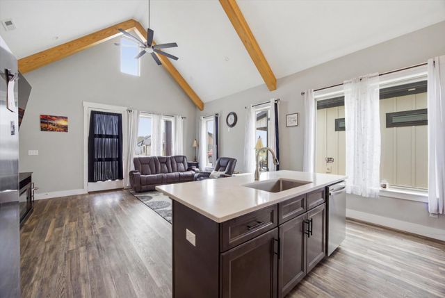 105 Idle Place Circle, Rossville, GA 30741