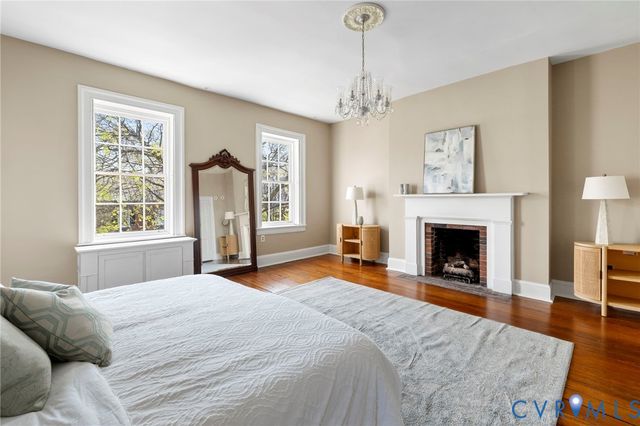 2403 E Grace St, Richmond, VA 23223