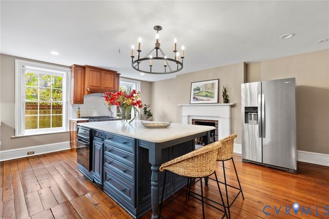 2403 E Grace St, Richmond, VA 23223