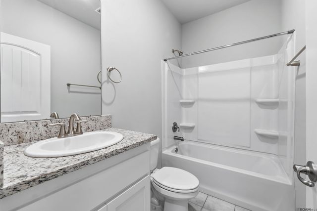 18252 River Landing Dr, Prairieville, LA 70769