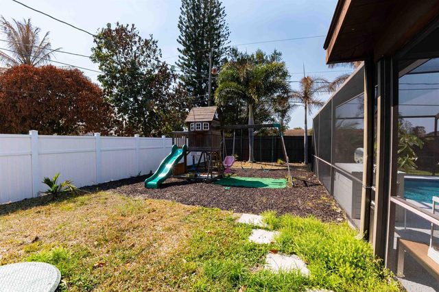 138 NW Friar Street, Port St. Lucie, FL 34983