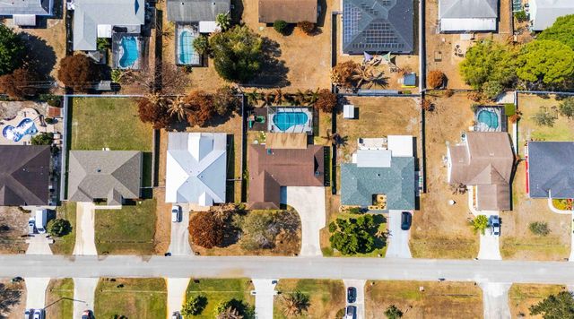 138 NW Friar Street, Port St. Lucie, FL 34983