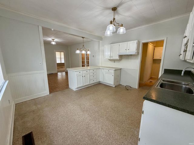 644 E Maryland Street, Evansville, IN 47711