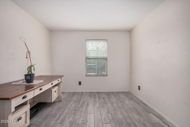 12668 W GLENN Drive, Glendale, AZ 85307