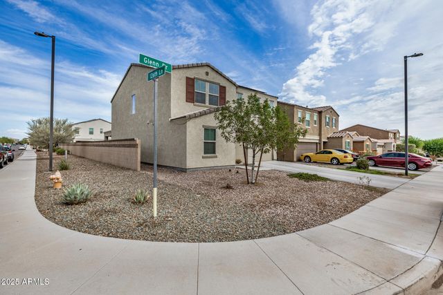 12668 W GLENN Drive, Glendale, AZ 85307