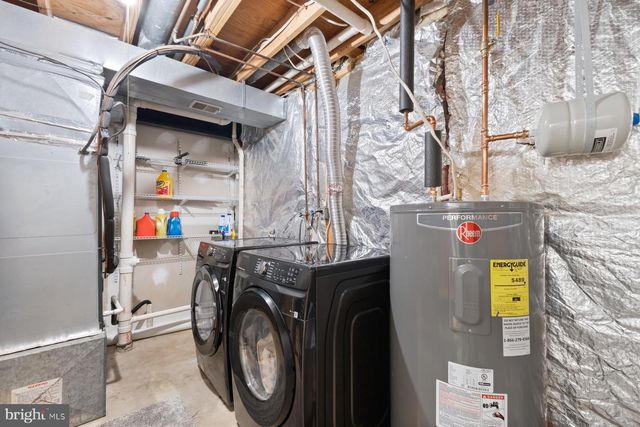 1401 ELM GROVE CIR, Silver Spring, MD 20905