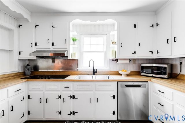 1209 Boroughbridge Rd, Richmond, VA 23225