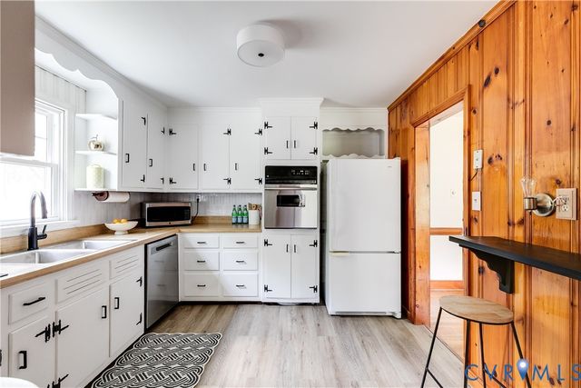 1209 Boroughbridge Rd, Richmond, VA 23225