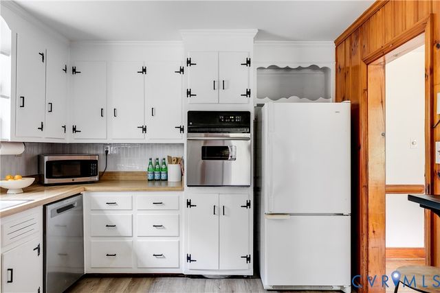 1209 Boroughbridge Rd, Richmond, VA 23225