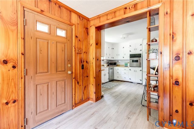 1209 Boroughbridge Rd, Richmond, VA 23225