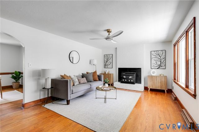 1209 Boroughbridge Rd, Richmond, VA 23225