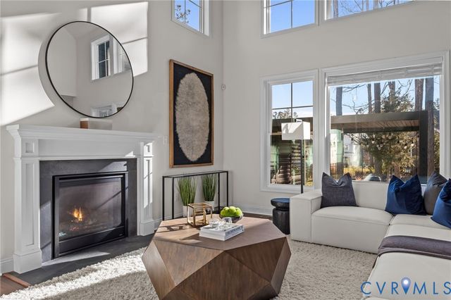 17643 Signature Trl, Moseley, VA 23120