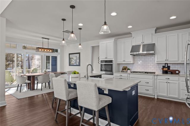 17643 Signature Trl, Moseley, VA 23120