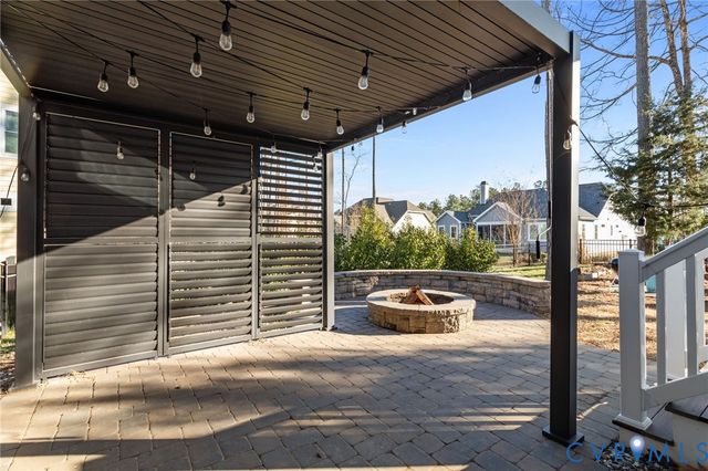 17643 Signature Trl, Moseley, VA 23120