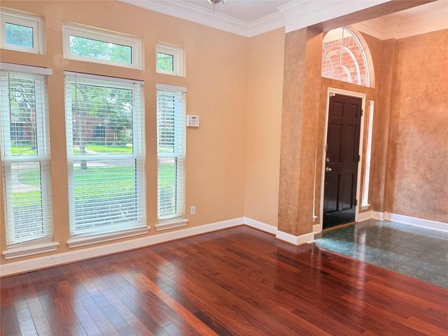 5010 Rebel Ridge Drive, Sugar Land, TX 77478