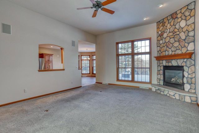 460 Niagara ROAD, Oconomowoc, WI 53066