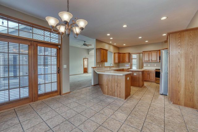 460 Niagara ROAD, Oconomowoc, WI 53066