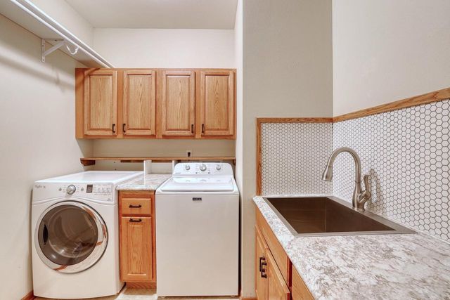 460 Niagara ROAD, Oconomowoc, WI 53066