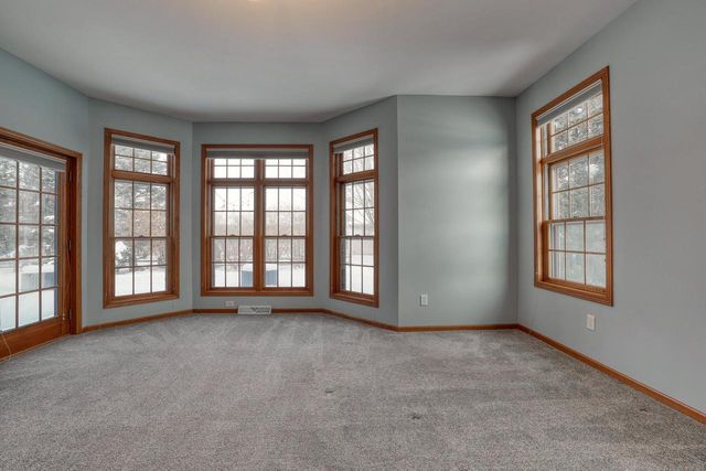 460 Niagara ROAD, Oconomowoc, WI 53066