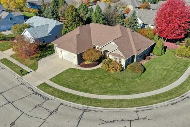 460 Niagara ROAD, Oconomowoc, WI 53066