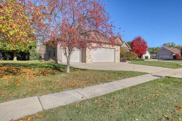 460 Niagara ROAD, Oconomowoc, WI 53066