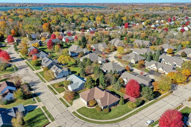 460 Niagara ROAD, Oconomowoc, WI 53066