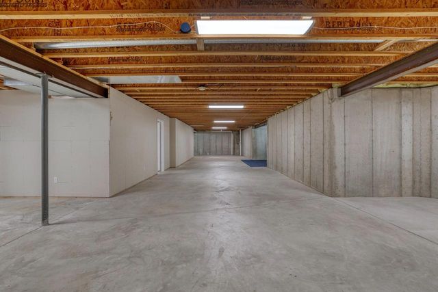 460 Niagara ROAD, Oconomowoc, WI 53066