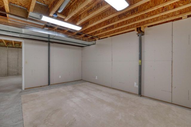 460 Niagara ROAD, Oconomowoc, WI 53066