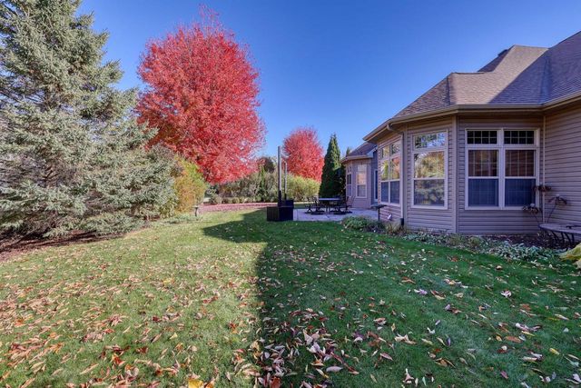 460 Niagara ROAD, Oconomowoc, WI 53066