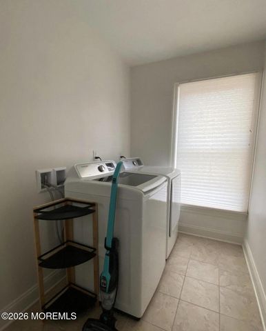 65 H Street, Seaside Park, NJ 08752
