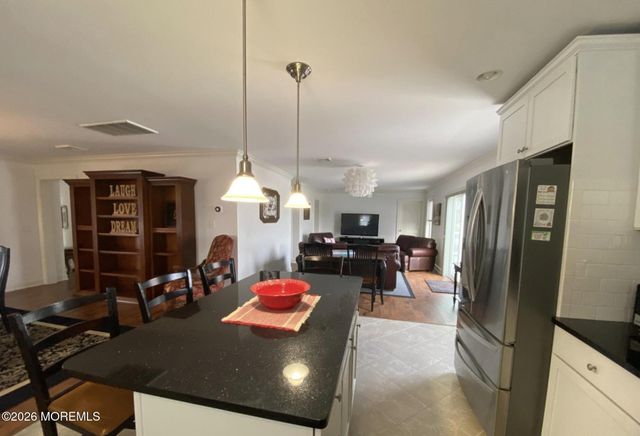 65 H Street, Seaside Park, NJ 08752