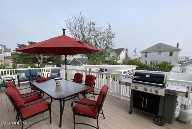 65 H Street, Seaside Park, NJ 08752