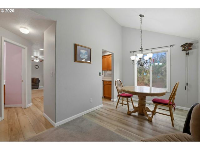 1616 LILLY Ct, Newberg, OR 97132