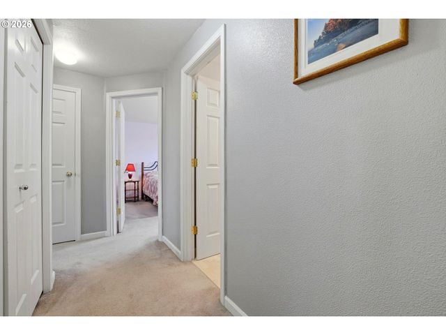 1616 LILLY Ct, Newberg, OR 97132