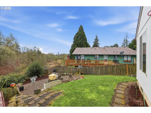 1616 LILLY Ct, Newberg, OR 97132
