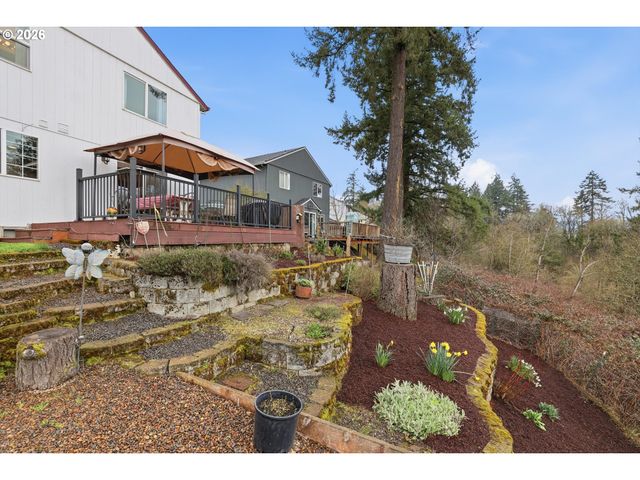 1616 LILLY Ct, Newberg, OR 97132