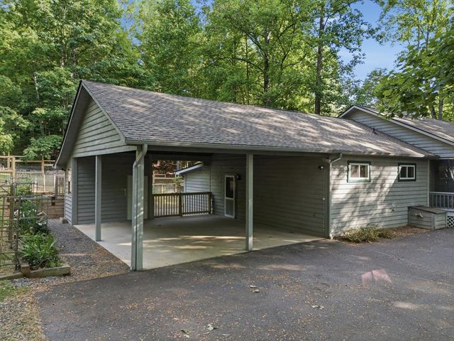 1677 Long Ridge Road, Hiawassee, GA 30546