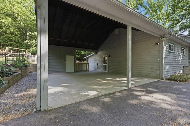 1677 Long Ridge Road, Hiawassee, GA 30546