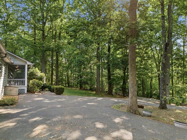 1677 Long Ridge Road, Hiawassee, GA 30546