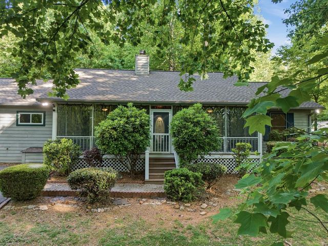 1677 Long Ridge Road, Hiawassee, GA 30546
